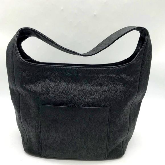 Michael Kors, pebble, leather, black shoulder bag, gold hardware, zipper closure - Picture 4 of 9